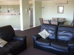 Apartment 8 Peninslua Waters - Tourism Hervey Bay 1
