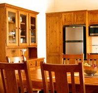 Cottages On Lovedale - Hervey Bay Accommodation