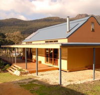 Ant's Halls Gap Holiday House - Hervey Bay Accommodation