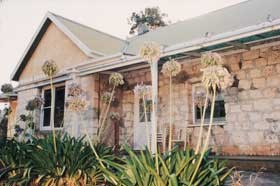 Middle River Homestead & Cottages - Hervey Bay Accommodation 0