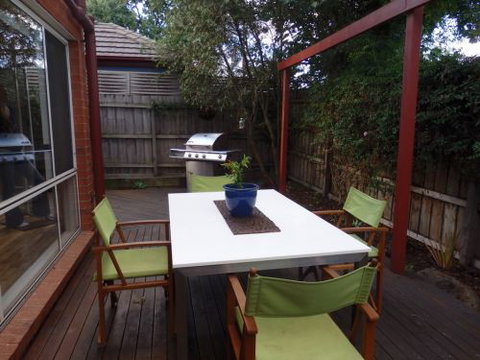 CENTREPOINT UNITS - HEIDELBERG - Hervey Bay Accommodation 0