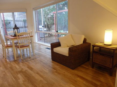 CENTREPOINT UNITS - HEIDELBERG - Hervey Bay Accommodation 5