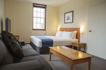 Holiday Inn Old Sydney The Rocks - Hervey Bay Accommodation 23