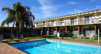 Econo Lodge Tamworth - Hervey Bay Accommodation 5