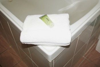 Econo Lodge Tamworth - Hervey Bay Accommodation 36