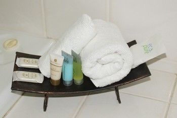 Econo Lodge Tamworth - Hervey Bay Accommodation 38