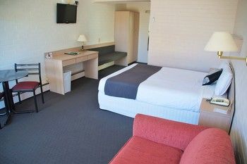 Econo Lodge Tamworth - Hervey Bay Accommodation 56