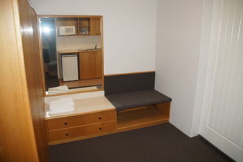 Econo Lodge Tamworth - Hervey Bay Accommodation 57