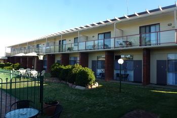 Econo Lodge Tamworth - Hervey Bay Accommodation 69