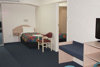 Econo Lodge Tamworth - Hervey Bay Accommodation 87