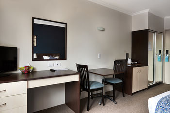 175 (formerly Wesley Lodge) - Hervey Bay Accommodation 5