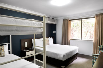 175 (formerly Wesley Lodge) - Hervey Bay Accommodation 6