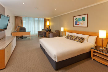 Radisson Hotel & Suites Sydney - Hervey Bay Accommodation 21
