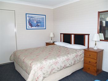 Pigeon House Motor Inn - Hervey Bay Accommodation 0