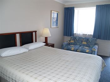 Pigeon House Motor Inn - Hervey Bay Accommodation 2
