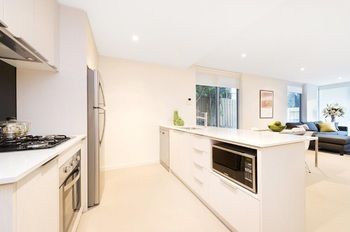 Best Western Plus The Tudor-Box Hill - Hervey Bay Accommodation 2
