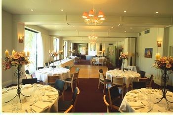Best Western Plus The Tudor-Box Hill - Hervey Bay Accommodation 3