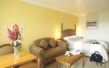 Best Western Plus The Tudor-Box Hill - Hervey Bay Accommodation 16