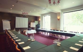 Best Western Plus The Tudor-Box Hill - Hervey Bay Accommodation 18