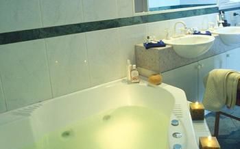Best Western Plus The Tudor-Box Hill - Hervey Bay Accommodation 24