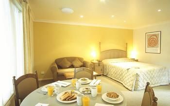 Best Western Plus The Tudor-Box Hill - Hervey Bay Accommodation 26