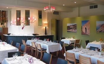Best Western Plus The Tudor-Box Hill - Hervey Bay Accommodation 28