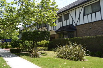 Best Western Plus The Tudor-Box Hill - Hervey Bay Accommodation 31