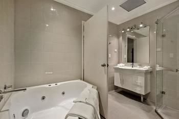 Best Western Plus Buckingham International - Hervey Bay Accommodation 21