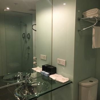 Ramada Encore Dandenong - Hervey Bay Accommodation 1