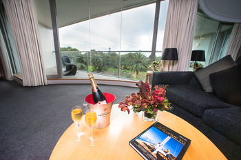 Pullman Quay Grand Sydney Harbour - Hervey Bay Accommodation 8