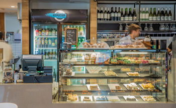 Grand Mercure Apartments Docklands - Hervey Bay Accommodation 38