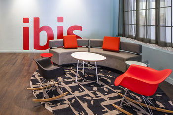Ibis Melbourne Hotel And Apartments - Tourism Hervey Bay 3