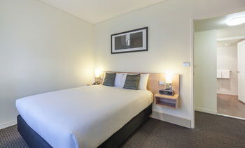 Ibis Melbourne Hotel And Apartments - Tourism Hervey Bay 11