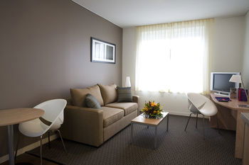 Ibis Melbourne Hotel And Apartments - Tourism Hervey Bay 14
