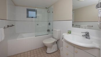 Napoleon On Kent - Hervey Bay Accommodation 1