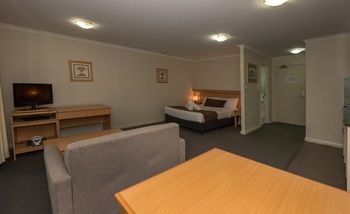 Napoleon On Kent - Hervey Bay Accommodation 10