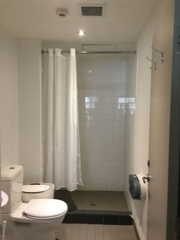 Base Sydney - Backpacker - Hervey Bay Accommodation 14