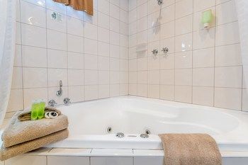 Best Western Melbourne's Princes Park Motor Inn - Hervey Bay Accommodation 33