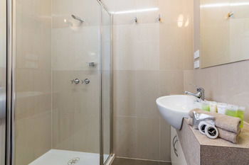 Best Western Melbourne's Princes Park Motor Inn - Hervey Bay Accommodation 43
