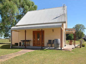 Madigan Wine Country Cottages - Tourism Hervey Bay 36