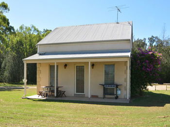 Madigan Wine Country Cottages - Tourism Hervey Bay 56