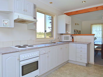 Madigan Wine Country Cottages - Tourism Hervey Bay 72