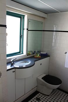 Morgans Boutique Hotel - Hervey Bay Accommodation 0