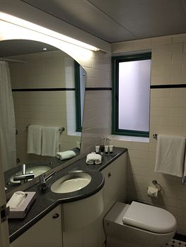 Morgans Boutique Hotel - Hervey Bay Accommodation 12