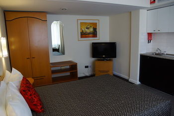 Morgans Boutique Hotel - Hervey Bay Accommodation 25