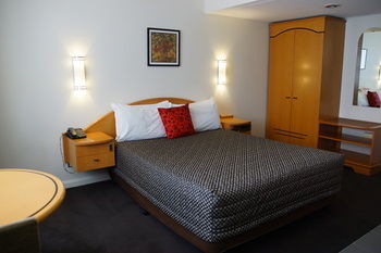 Morgans Boutique Hotel - Hervey Bay Accommodation 26