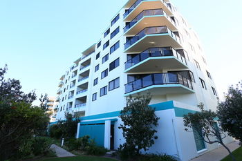 San Marino By The Sea Apartments - Hervey Bay Accommodation 4