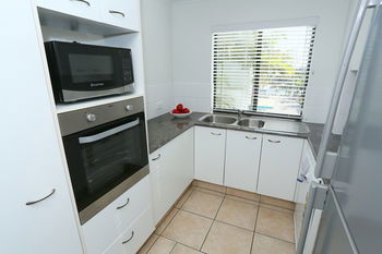 San Marino By The Sea Apartments - Hervey Bay Accommodation 92