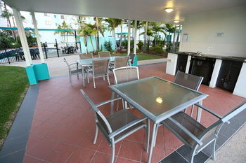 San Marino By The Sea Apartments - Hervey Bay Accommodation 97