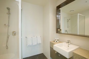 Melbourne Short Stay Apartment At SouthbankOne - Tourism Hervey Bay 13